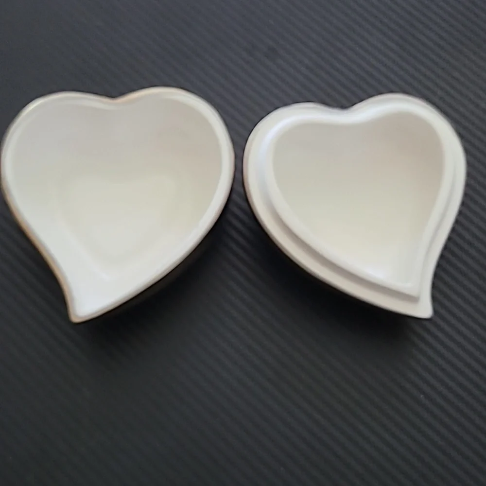 Gold Tone Ceramic Puffy Heart Jewelry Trinket Box